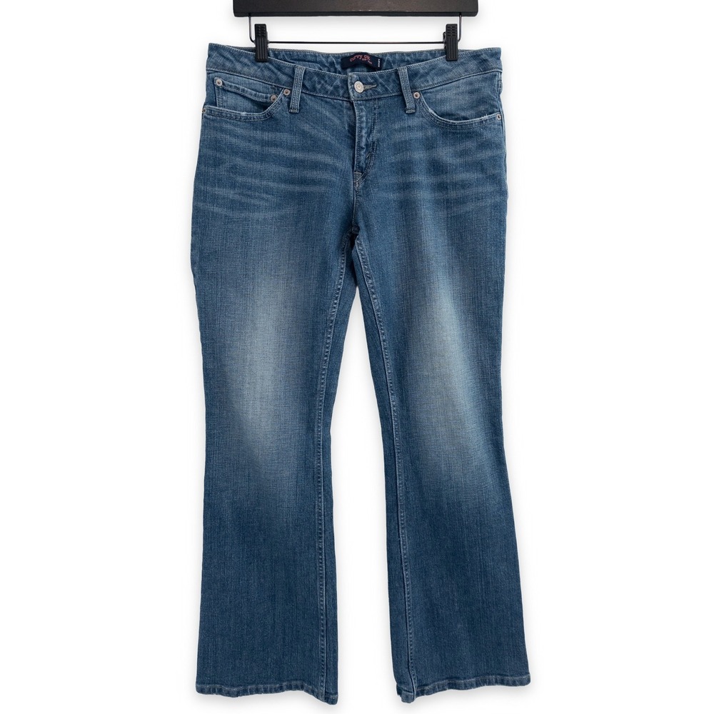 Levi's 528 Curvy Cut Bootcut Jeans Women 17 M Western Indie Sleaze Medium Wash